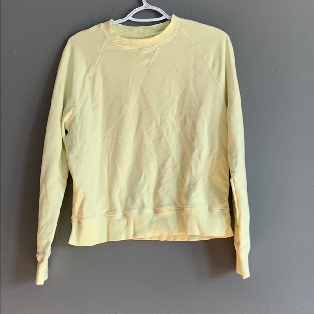 Sweatshirt
